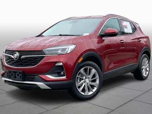 Used 2022 Buick Encore GX Essence w/ Experience Buick Package image 2