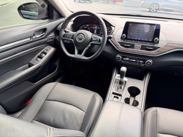 Used 2019 Nissan Altima 2.5 Platinum AWD/4WD image 5