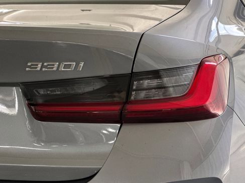 Certified 2023 BMW 330i Sedan w/ Convenience Package image 12