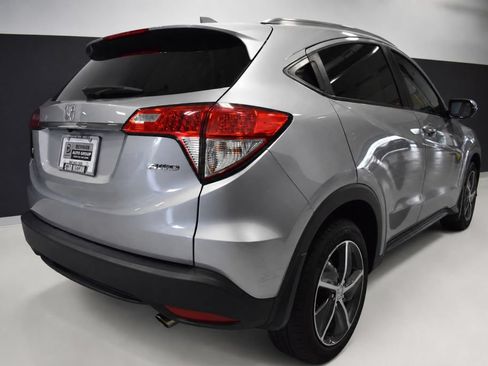 Used 2022 Honda HR-V EX image 8