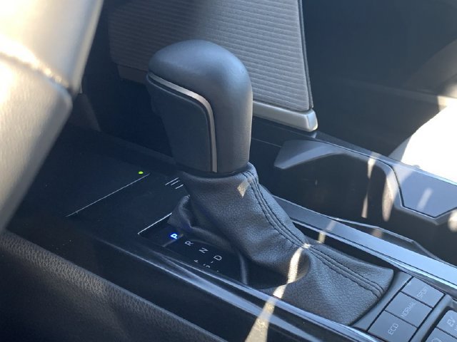 Used 2026 Toyota Camry SE FWD image 26