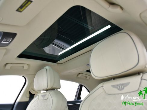 Used 2023 Bentley Flying Spur W12 image 25