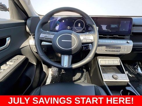 Used 2025 Hyundai Kona Limited FWD image 11