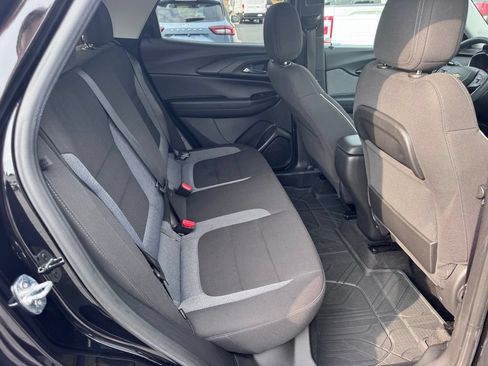 Used 2022 Chevrolet TrailBlazer LT FWD image 26
