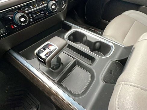 Used 2024 Chevrolet Silverado 1500 LT Trail Boss w/ Convenience Package II image 29