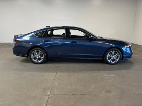 Used 2024 Honda Accord EX image 3