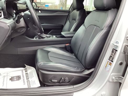 Used 2023 Kia K5 GT-Line image 12