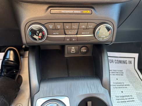 Used 2025 Ford Escape Active image 13