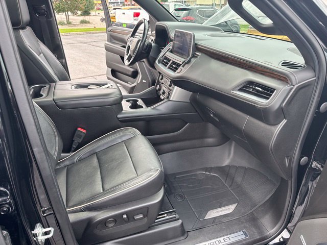 Used 2021 Chevrolet Tahoe Premier w/ Premium Package AWD/4WD image 24