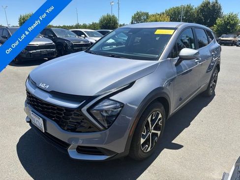 Used 2023 Kia Sportage EX FWD image 1
