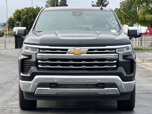 Certified 2025 Chevrolet Silverado 1500 LTZ image 5
