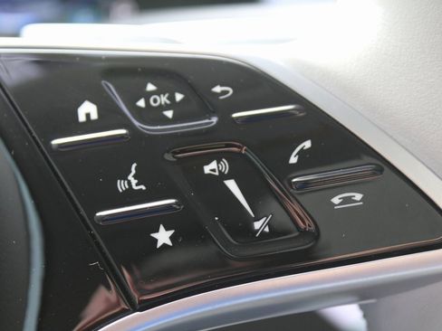 Certified 2023 Mercedes-Benz EQS 580 4MATIC SUV image 33