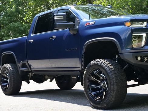 Used 2022 Chevrolet Silverado 2500 LTZ w/ LTZ Plus Package AWD/4WD image 59