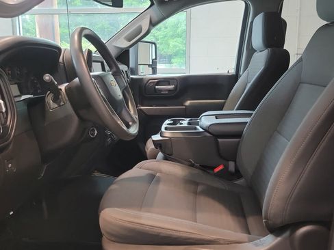 Used 2024 Chevrolet Silverado 2500 Custom w/ Custom Value Package AWD/4WD image 13