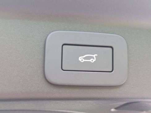 New 2026 Jaguar F-PACE R-Dynamic S image 27