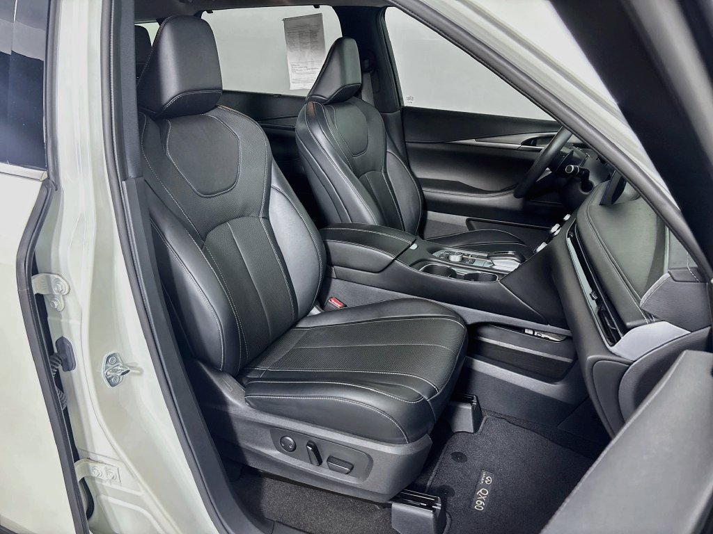 Used 2023 INFINITI QX60 Luxe w/ Cargo Package FWD image 30