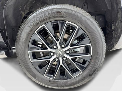 Used 2025 Lexus GX 550 image 49