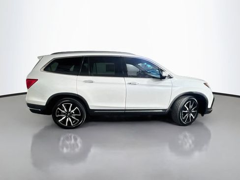 Used 2022 Honda Pilot Touring image 9
