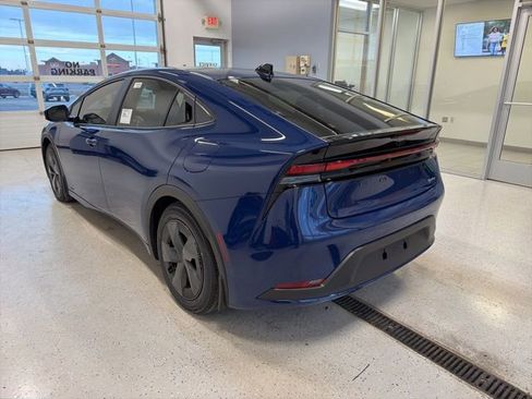 New 2026 Toyota Prius LE image 6