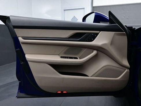 Certified 2023 Porsche Taycan image 7