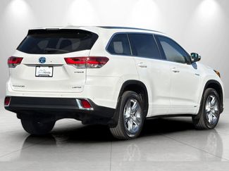 Used 2017 Toyota Highlander Limited AWD/4WD video 2