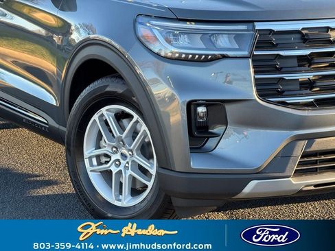 New 2026 Ford Explorer Active w/ Active Comfort Package image 4