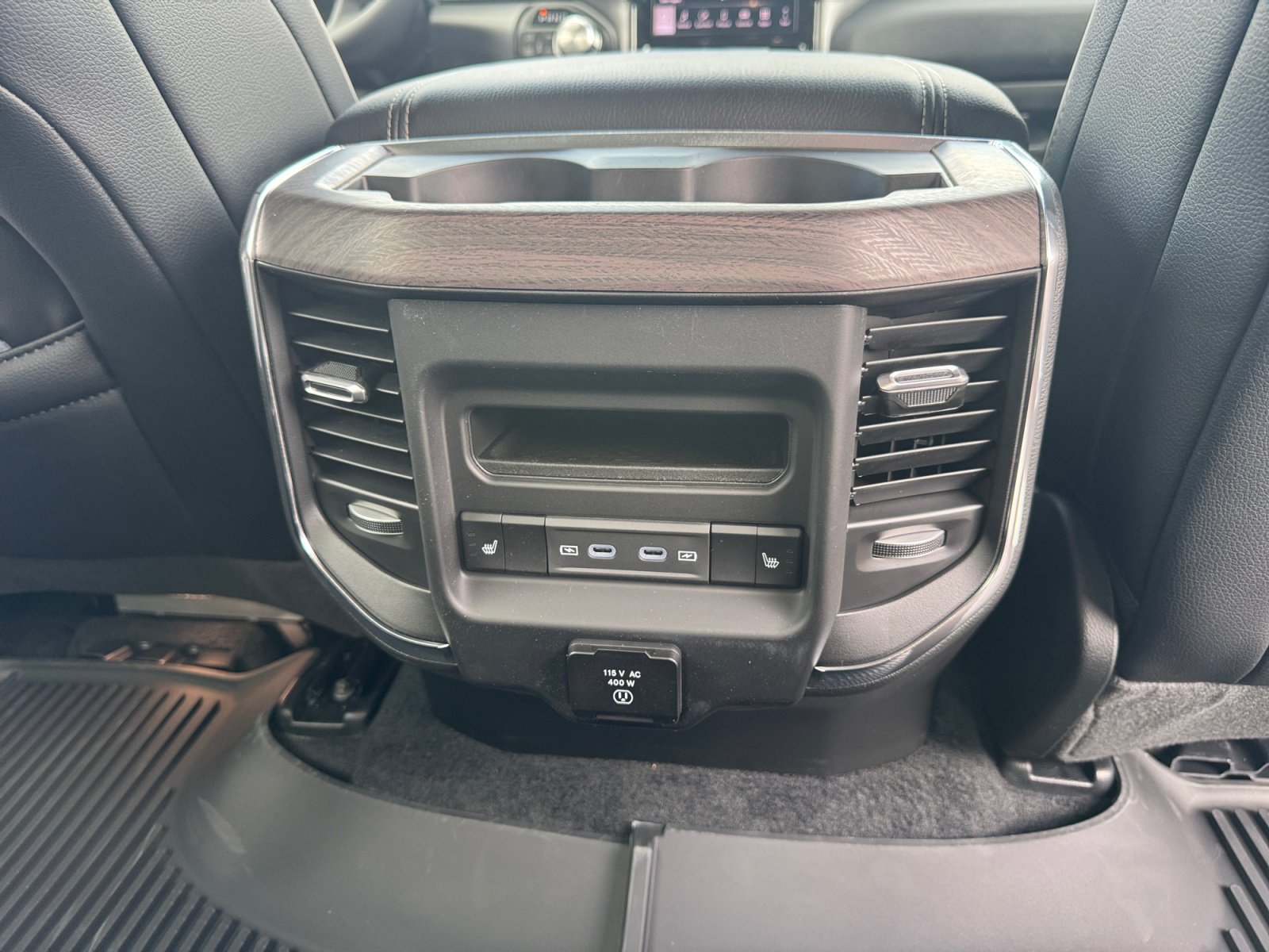 New 2026 RAM 1500 Laramie w/ Night Edition AWD/4WD image 19
