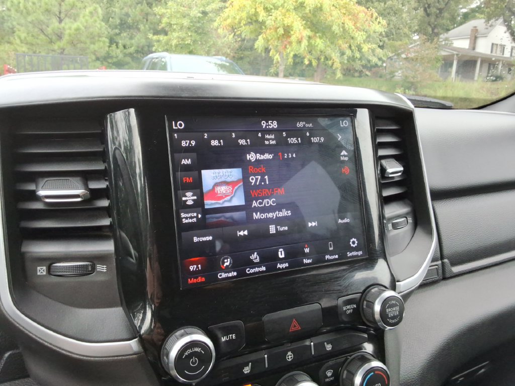 Used 2021 RAM 1500 Big Horn AWD/4WD image 30