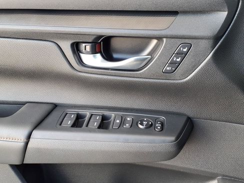 Used 2025 Honda CR-V Sport-L image 32