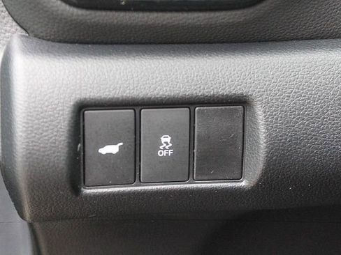 Used 2025 Honda Pilot EX-L image 29