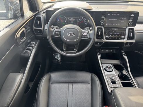 Certified 2021 Kia Sorento S image 14