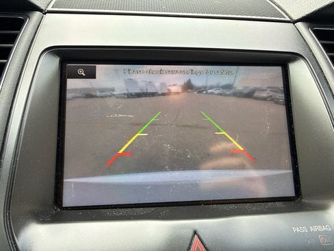 Used 2015 Ford Taurus SEL w/ Equipment Group 201A image 11