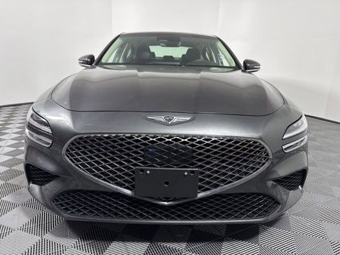 Used 2025 Genesis G70 2.5T image 12
