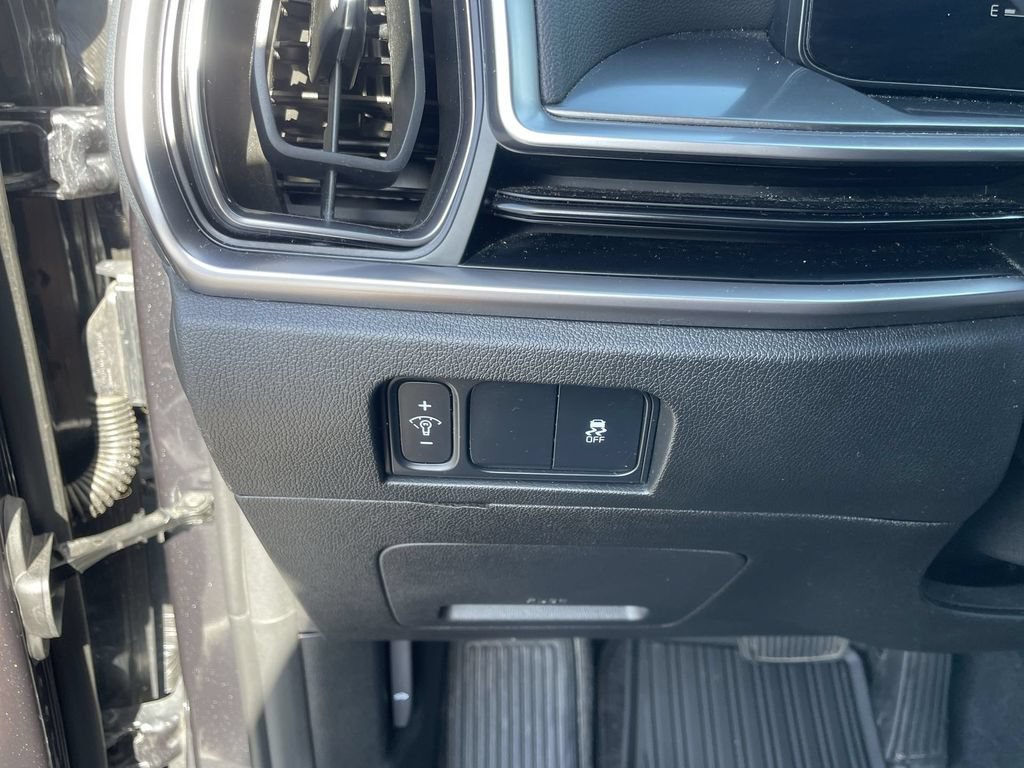 Certified 2024 Kia Sorento S AWD/4WD image 19