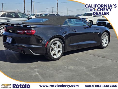 Used 2023 Chevrolet Camaro LT RWD image 7