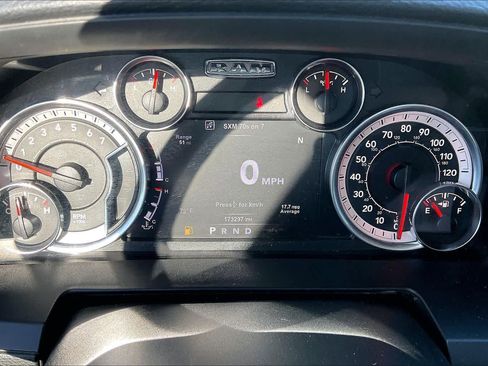 Used 2018 RAM 1500 Laramie w/ Convenience Group image 22