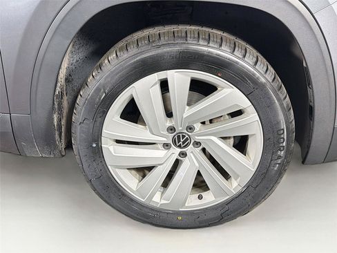 Used 2020 Volkswagen Atlas Cross Sport SE AWD/4WD image 36