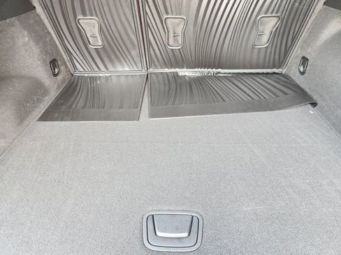 Used 2025 Buick Envision Sport Touring image 32