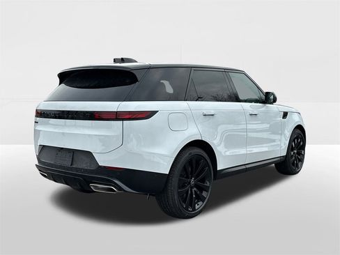New 2025 Land Rover Range Rover Sport SE image 4