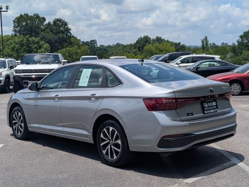 Used 2025 Volkswagen Jetta S FWD image 7