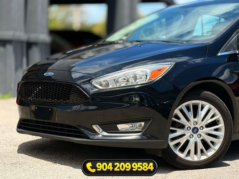 Used 2017 Ford Focus Titanium FWD image 2