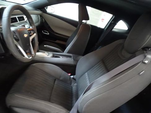 Used 2015 Chevrolet Camaro LS RWD image 2
