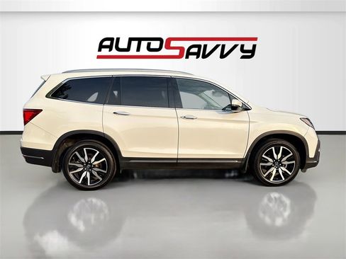 Used 2022 Honda Pilot Touring image 8