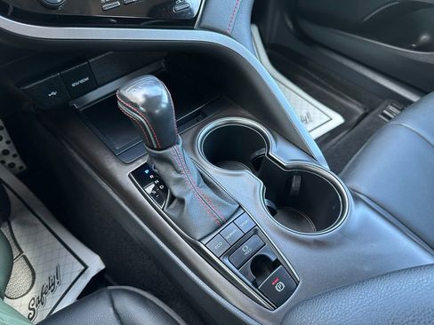 Used 2022 Toyota Camry TRD w/ TRD Package w/JBL Audio FWD image 7