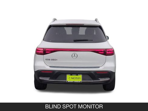 Used 2024 Mercedes-Benz EQB 250+ image 8