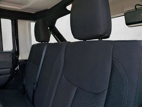Used 2017 Jeep Wrangler Unlimited Sport w/ Quick Order Package 24S AWD/4WD image 16