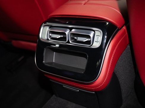 Used 2026 Mercedes-Benz S 63 AMG S image 19