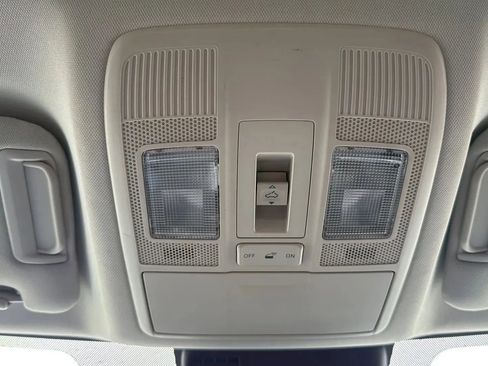 Used 2019 MAZDA CX-5 Touring image 21