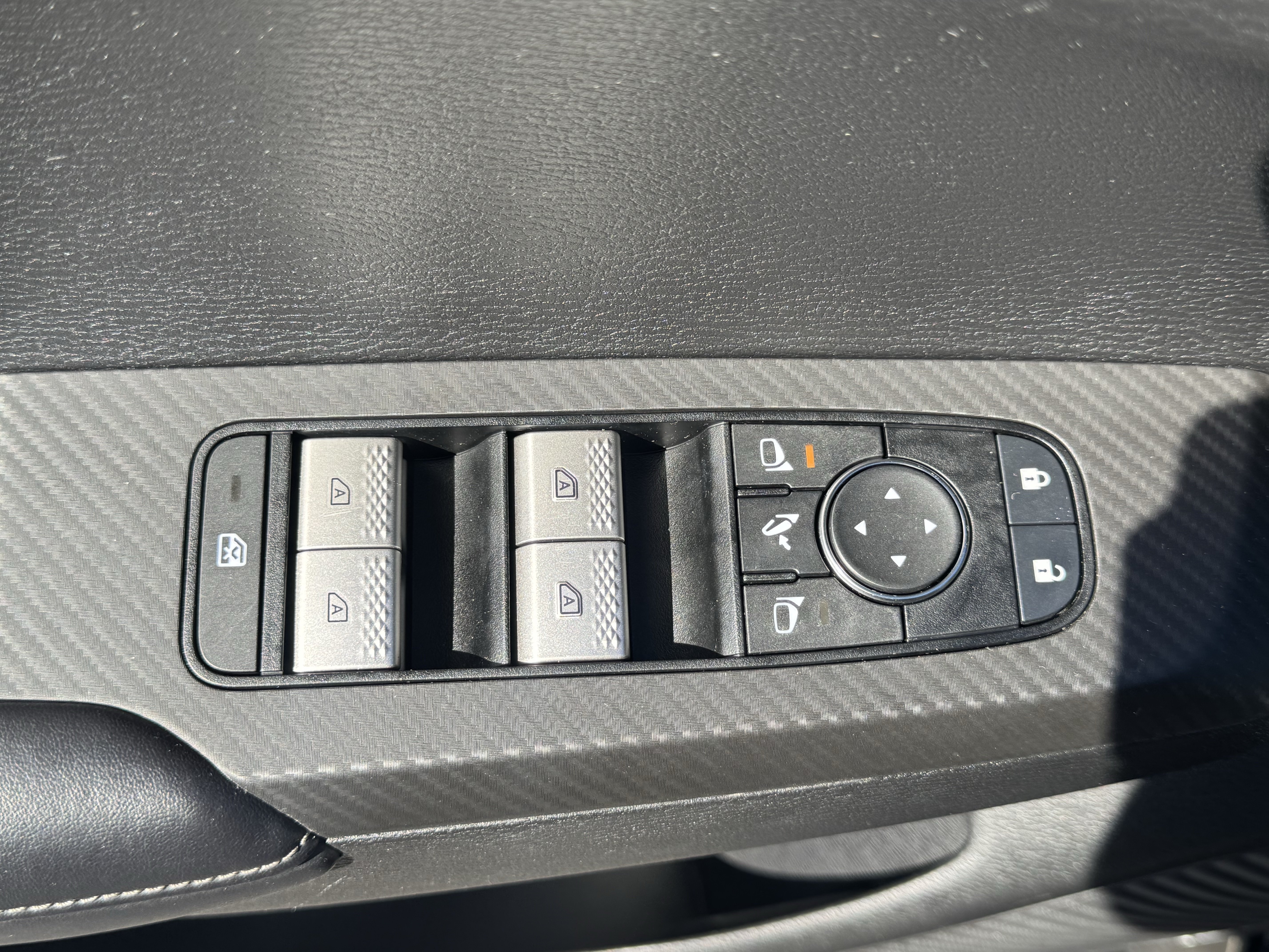 Used 2025 Mitsubishi Outlander SE AWD/4WD image 20