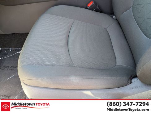Certified 2025 Toyota RAV4 XLE AWD/4WD image 15